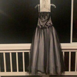 Camille La Vie Black White Tulle Prom Formal Gown